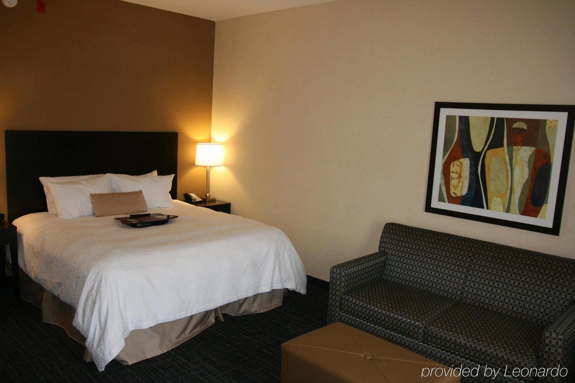 Tucker Hampton Inn Winfield חדר תמונה